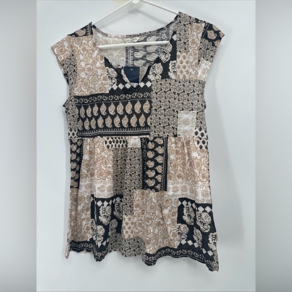 Lucky Brand Tops - Lucky Brand Top Paisley Patchwork Cap Sleeve V-Neck Blouse NWT Size XS